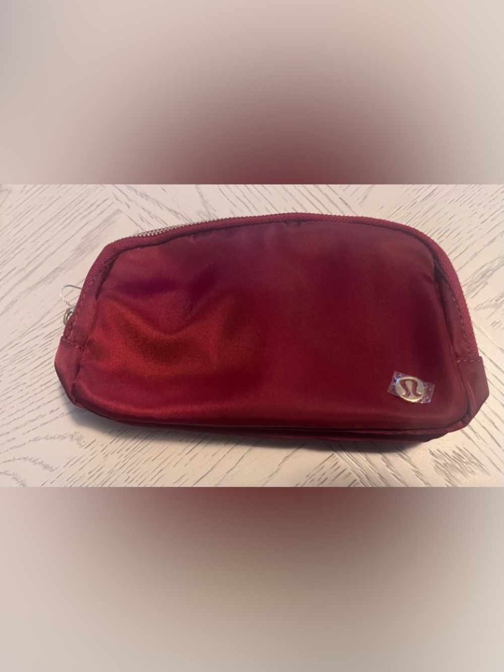 lululemon everywhere belt bag in burgundy